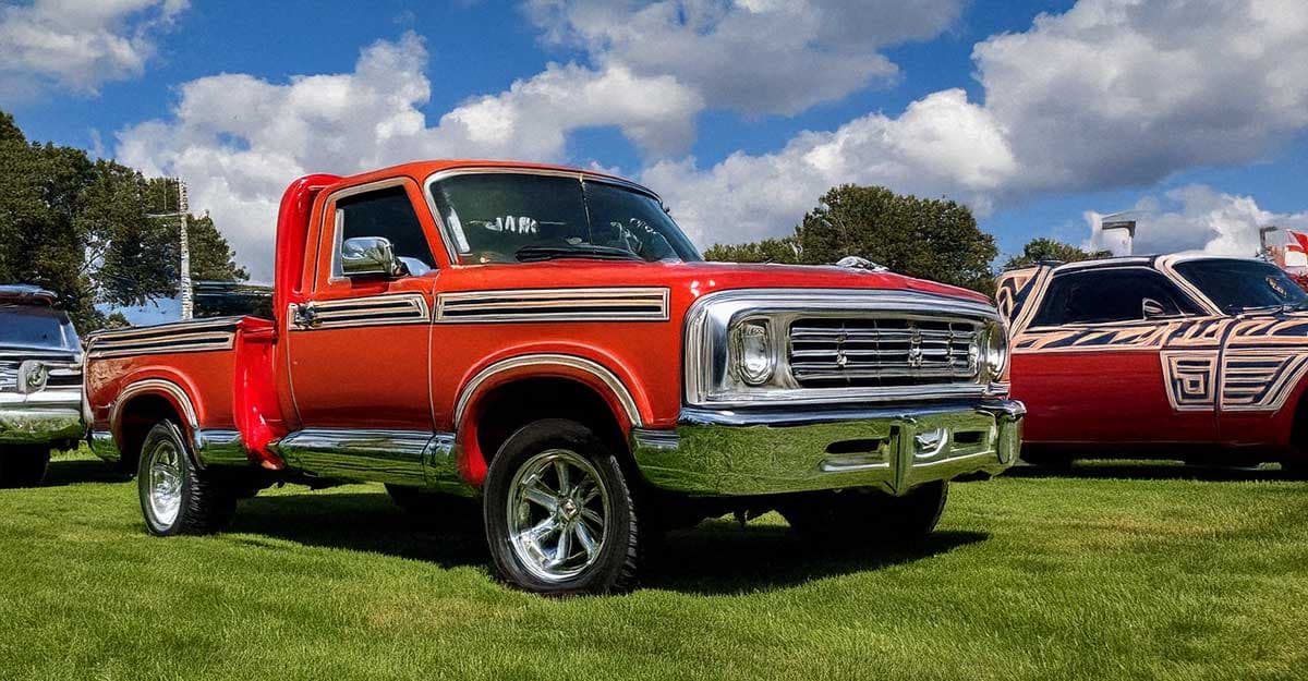 Holts Summit Pizza Hut Truck Show
