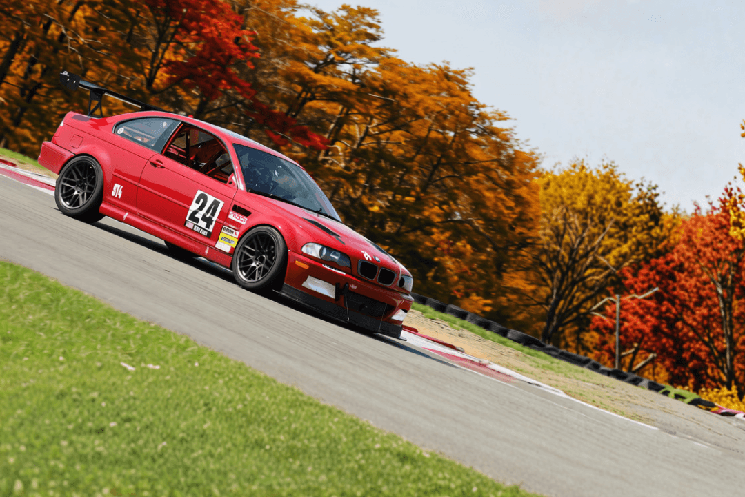 Tracktober: German Performance Festival – Lightning