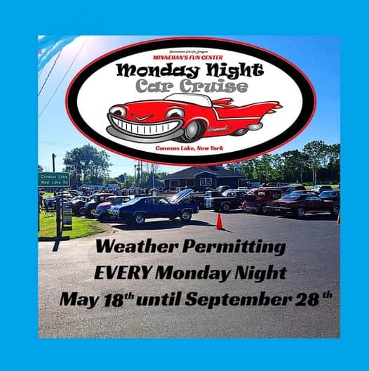 Monday Night Car Cruise at Minnehans