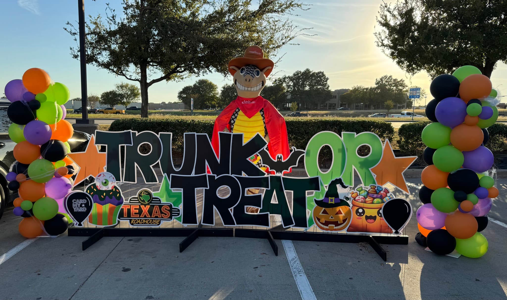Trunk or Treat at Texas Roadhouse