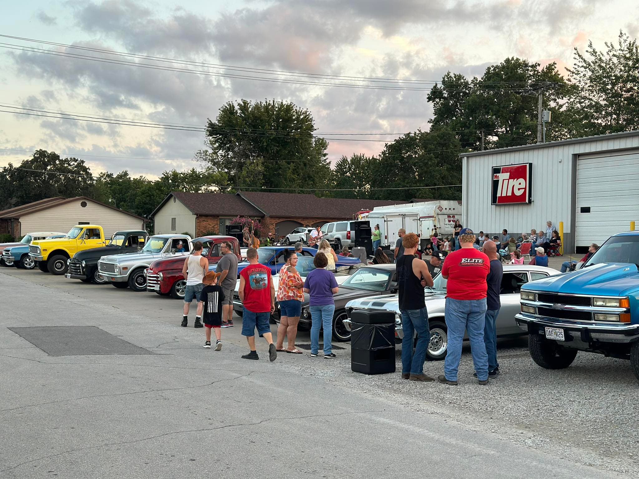 Trenton Cruise Night – Trunk or Treat