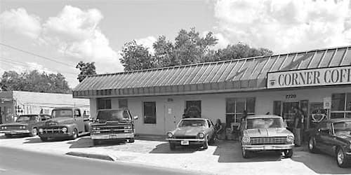 CARCACHAS Y CAFE - First Anniversary Car Show & Vendor Fest