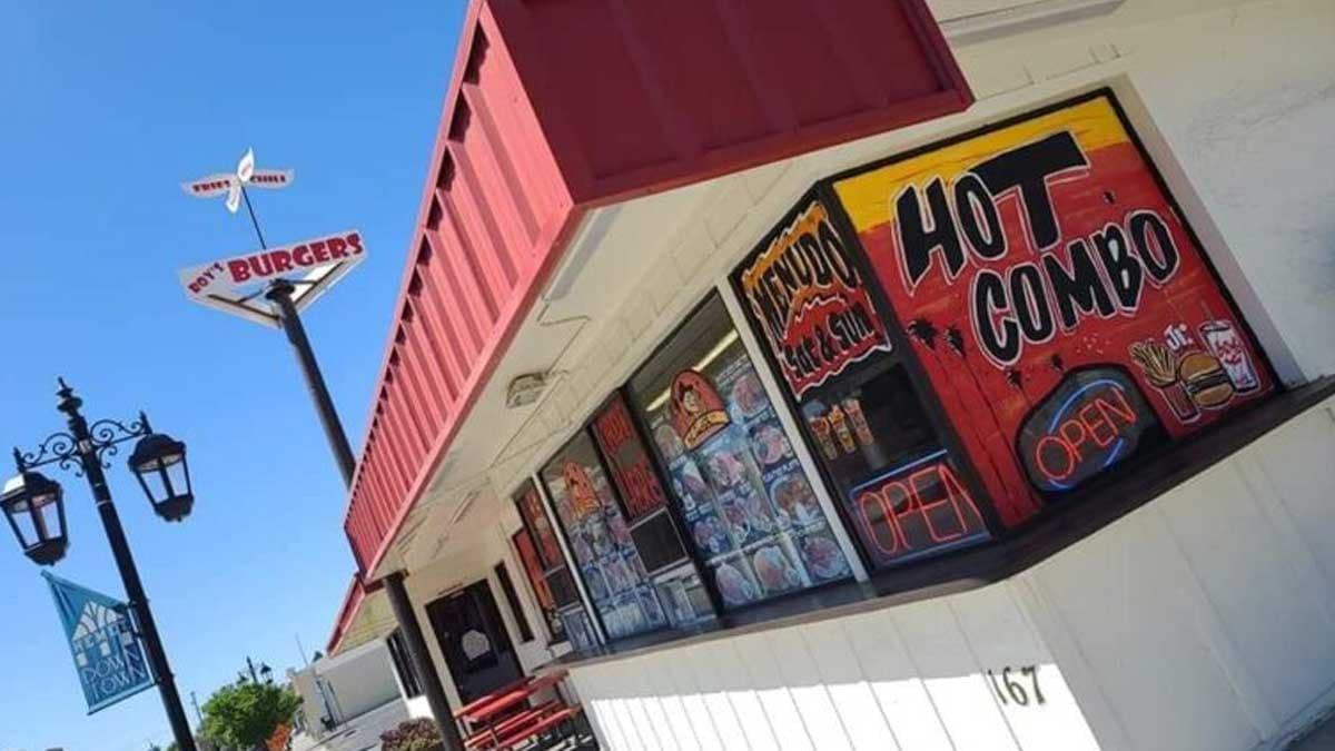 Cruise Nights at Boy’s Burgers