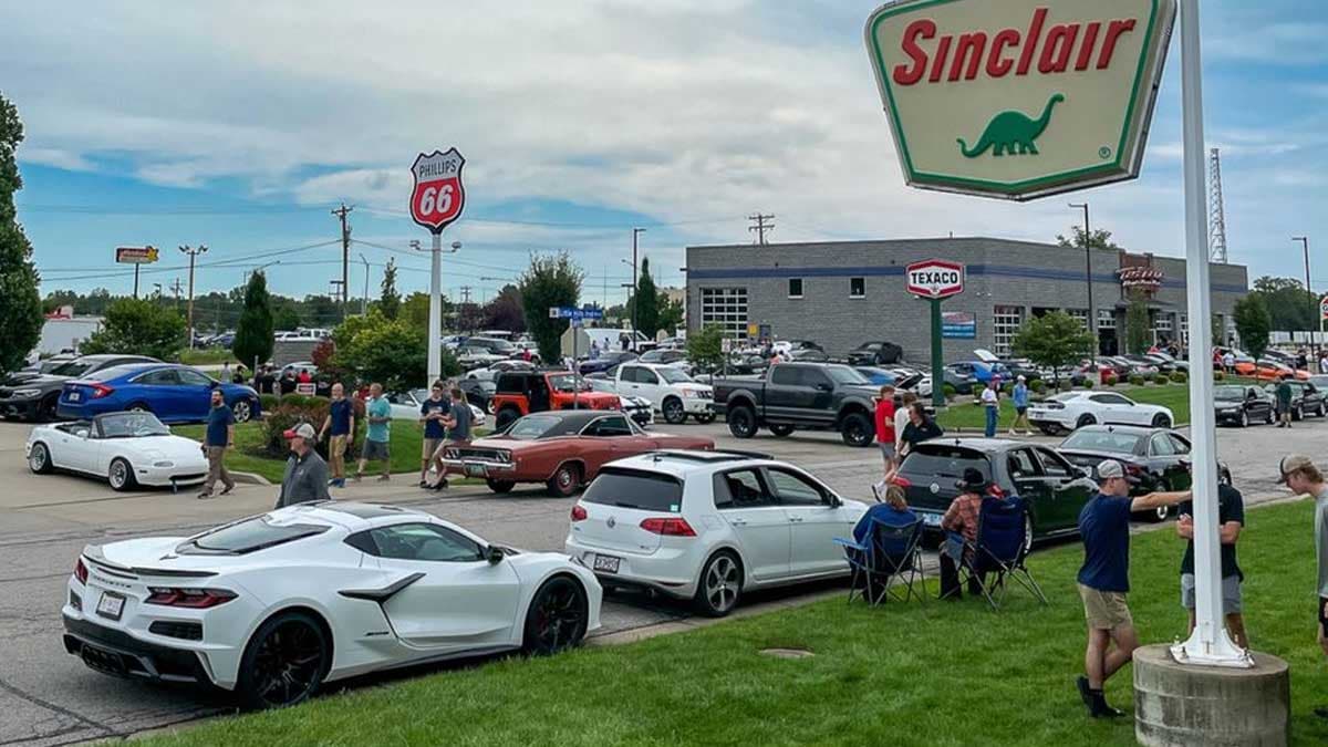 Cars and Coffee at Fast Lane Classic Cars