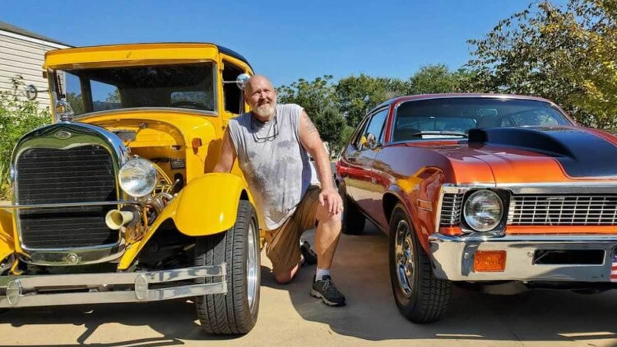 New Second Saturday Car Show