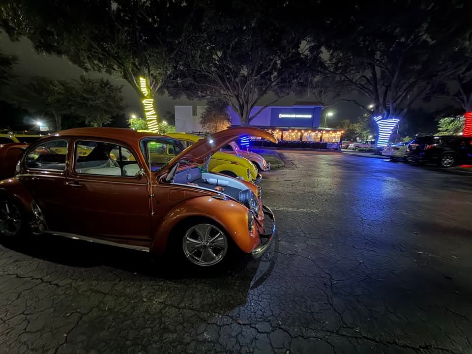 VW Car Meet at Hurricane Grill & Wings