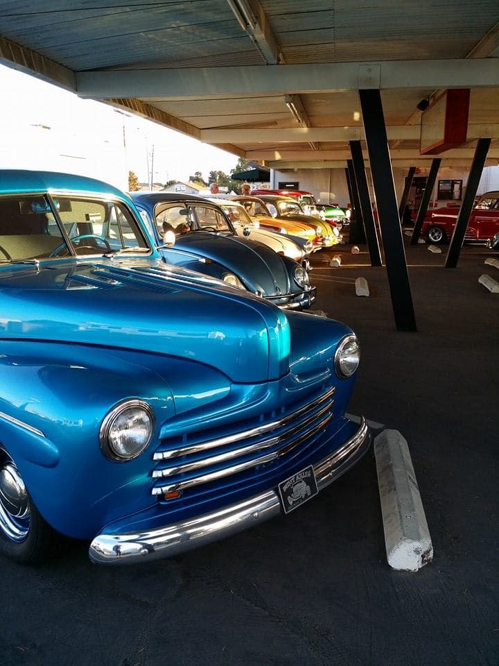 Jr’s Drive-In Cruise Night