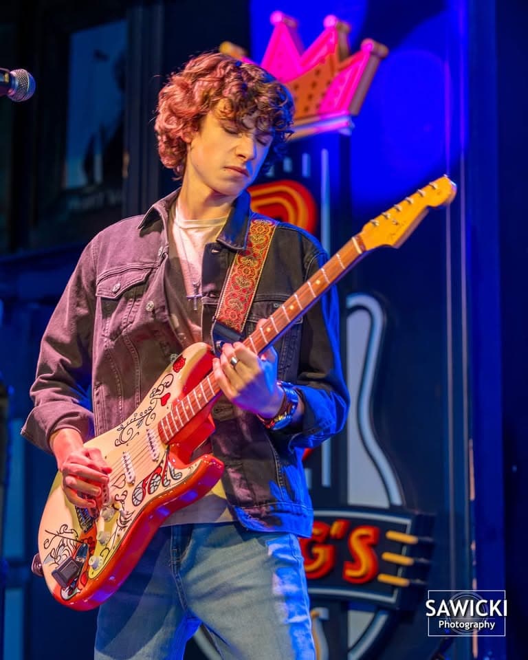 Cruise Night Live Music with Danny Garwood & Co
