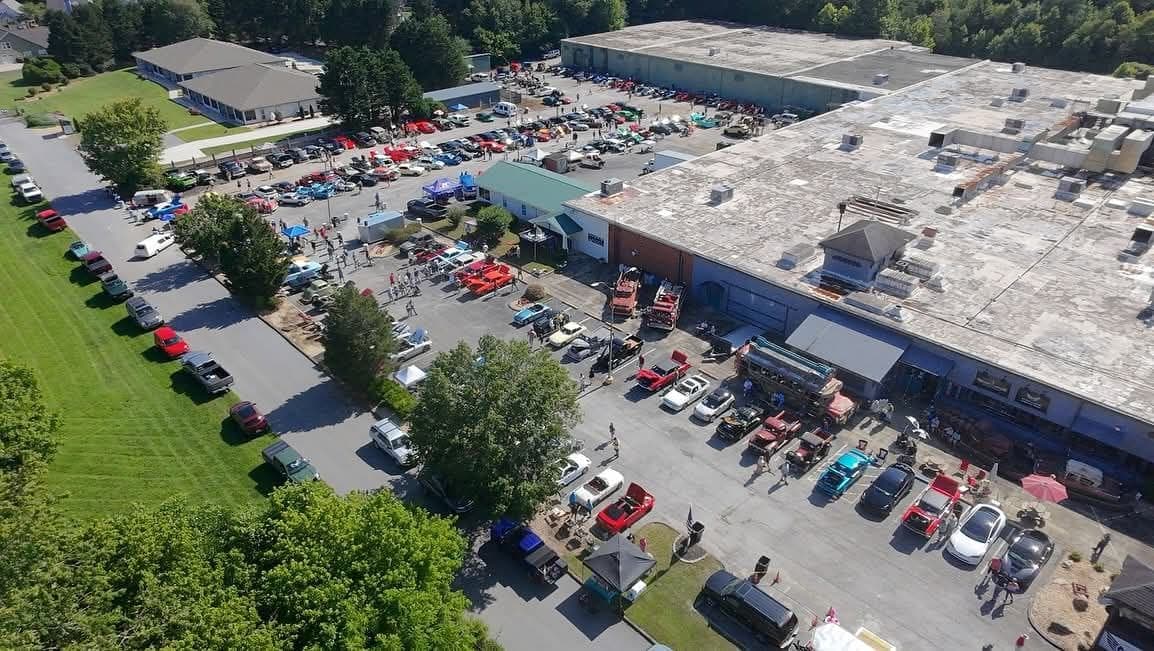 Mopar Madness Show